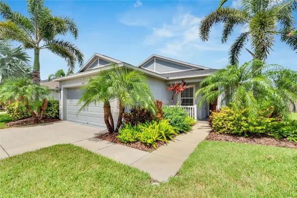 907 SEMINOLE SKY DR, Ruskin, FL 33570