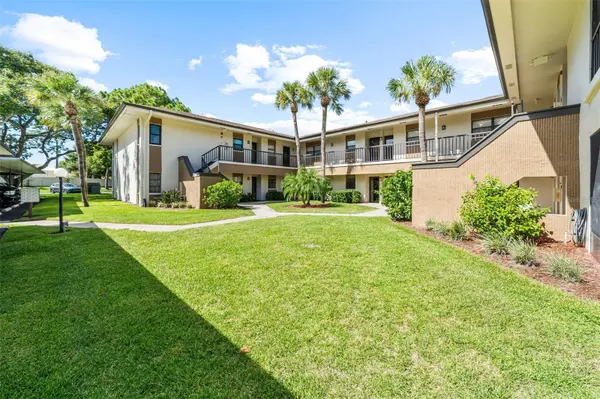 2700 NEBRASKA AVE #4-103, Palm Harbor, FL 34684