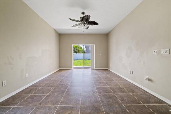 1833 MIRA LAGO CIR, Ruskin, FL, 33570 photo 18