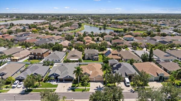 1833 MIRA LAGO CIR, Ruskin, FL, 33570 photo 48