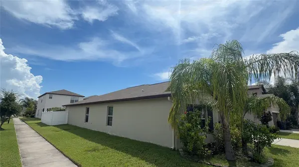 7419 ROSY PERIWINKLE CT, Tampa, FL 33619