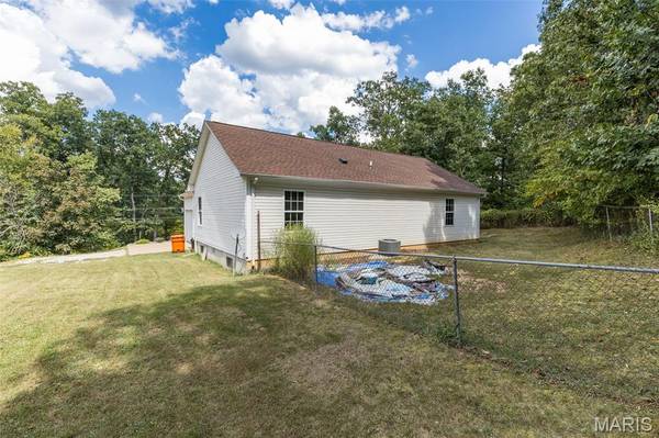 2934 Marathon DR, De Soto, MO 63020