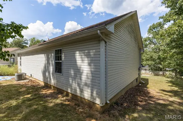2934 Marathon DR, De Soto, MO 63020