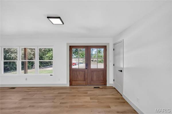 10058 Vineland RD, Blackwell, MO 63626