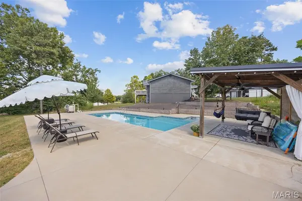 10359 Mallard RD, Potosi, MO 63664