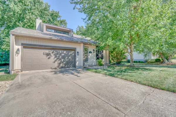 412 Jay DR, Mt Vernon, IL 62864