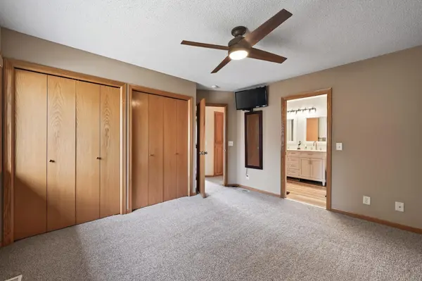 6007 Nathan Blvd, Rockford, MN 55373