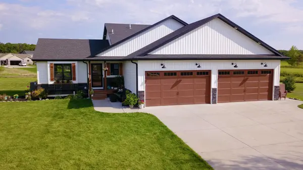 188 Lake DR NE, Sauk Rapids, MN 56379