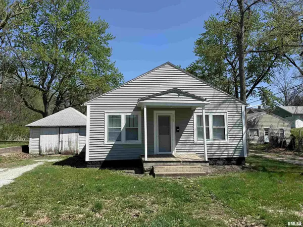 519 N CHARLES ST, Macomb, IL 61455