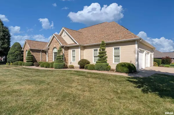 1901 N FAIR ST, Marion, IL 62959