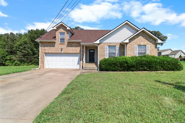 3393 Endsworth Dr, Clarksville, TN 37042