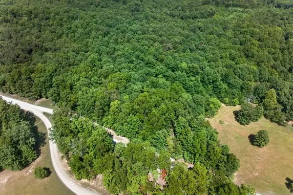 64 Long Branch Rd, Spencer, TN 38585