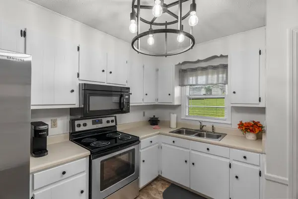 114 Blueberry LN, Inman, SC 29349