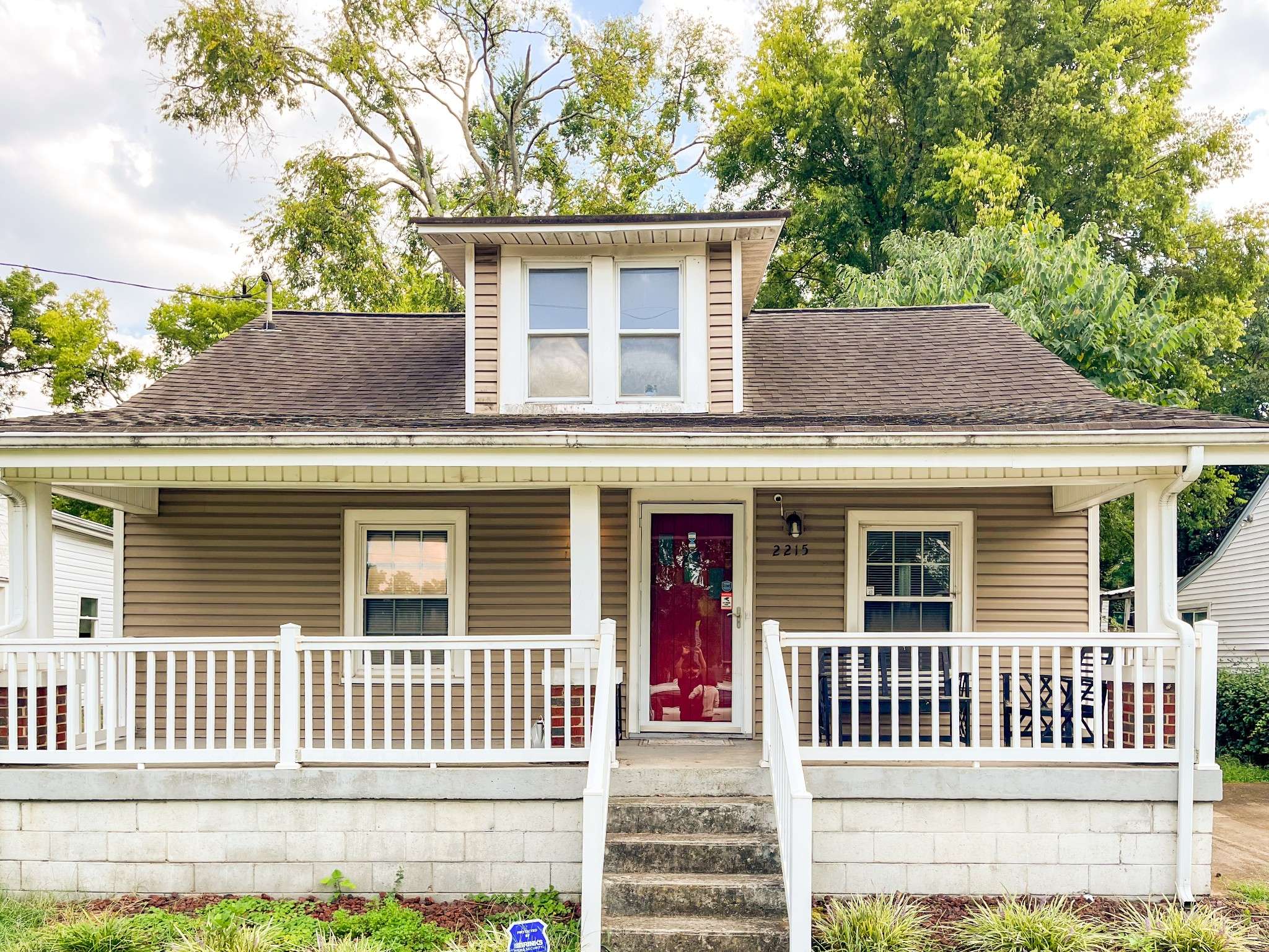 2215 Albion St, Nashville, TN 37208