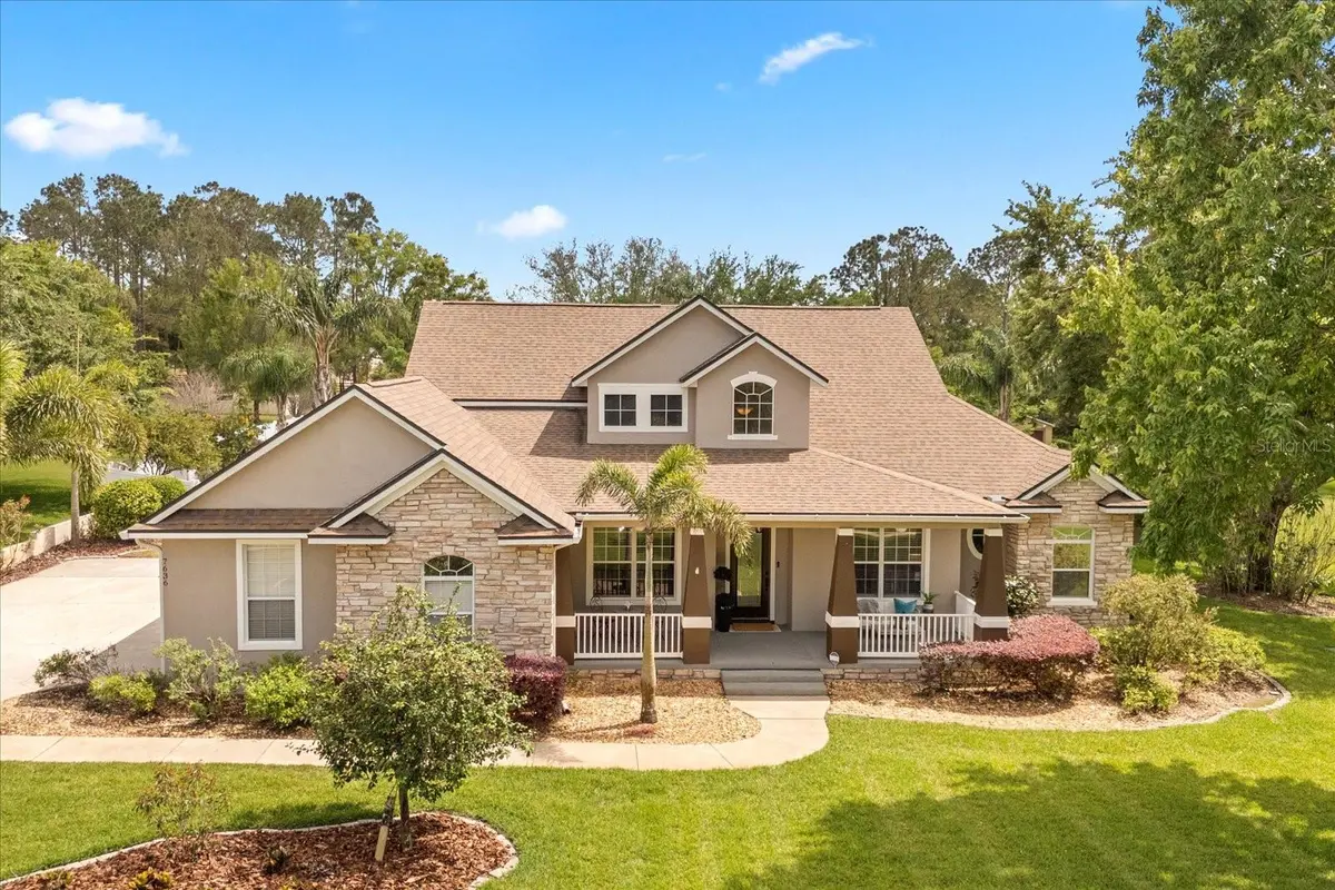 7636 LAKE ANGELINA DR, Mount Dora, FL 32757