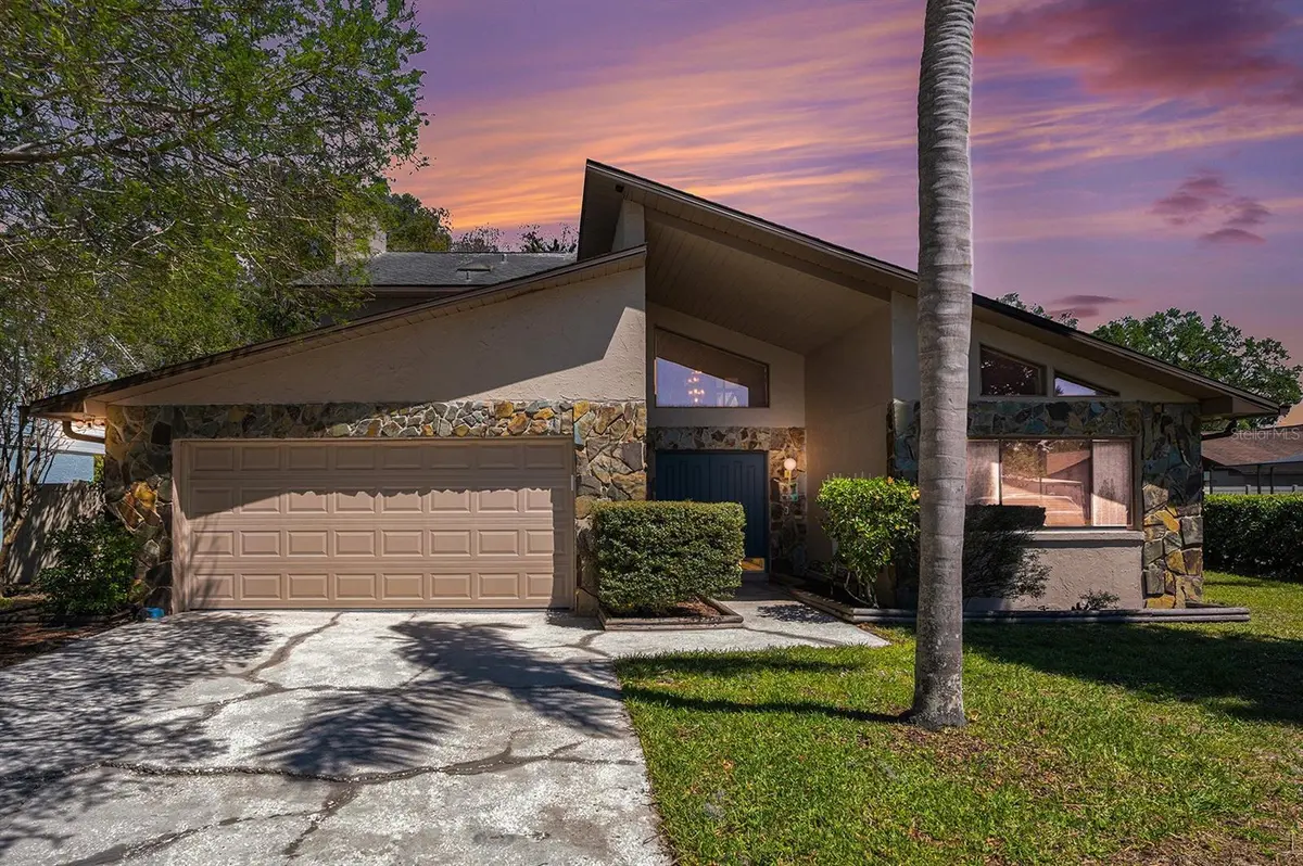 16405 ASHWOOD DR, Tampa, FL 33624