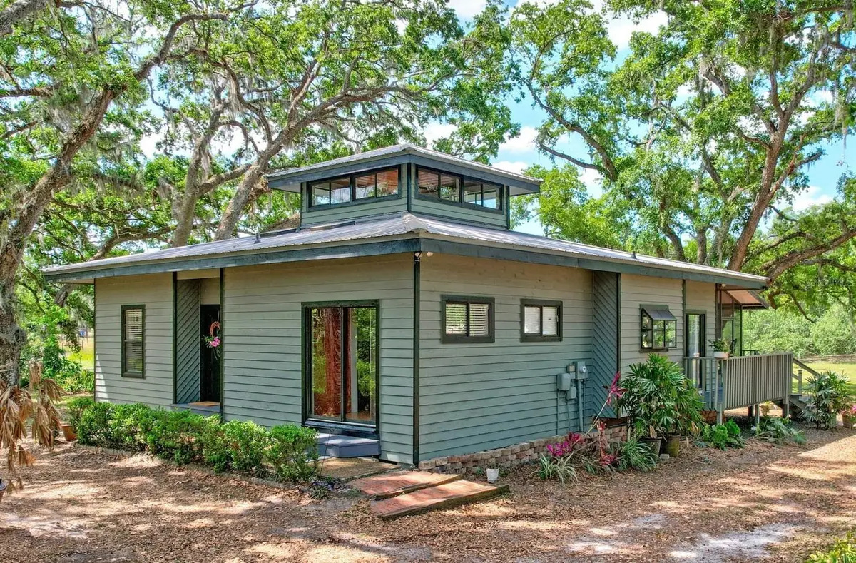 13437 MCINTOSH RD, Thonotosassa, FL 33592