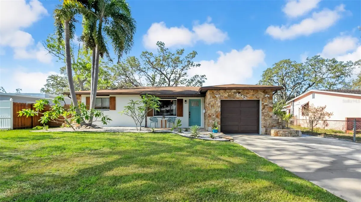 4642 29TH AVE N, St Petersburg, FL 33713