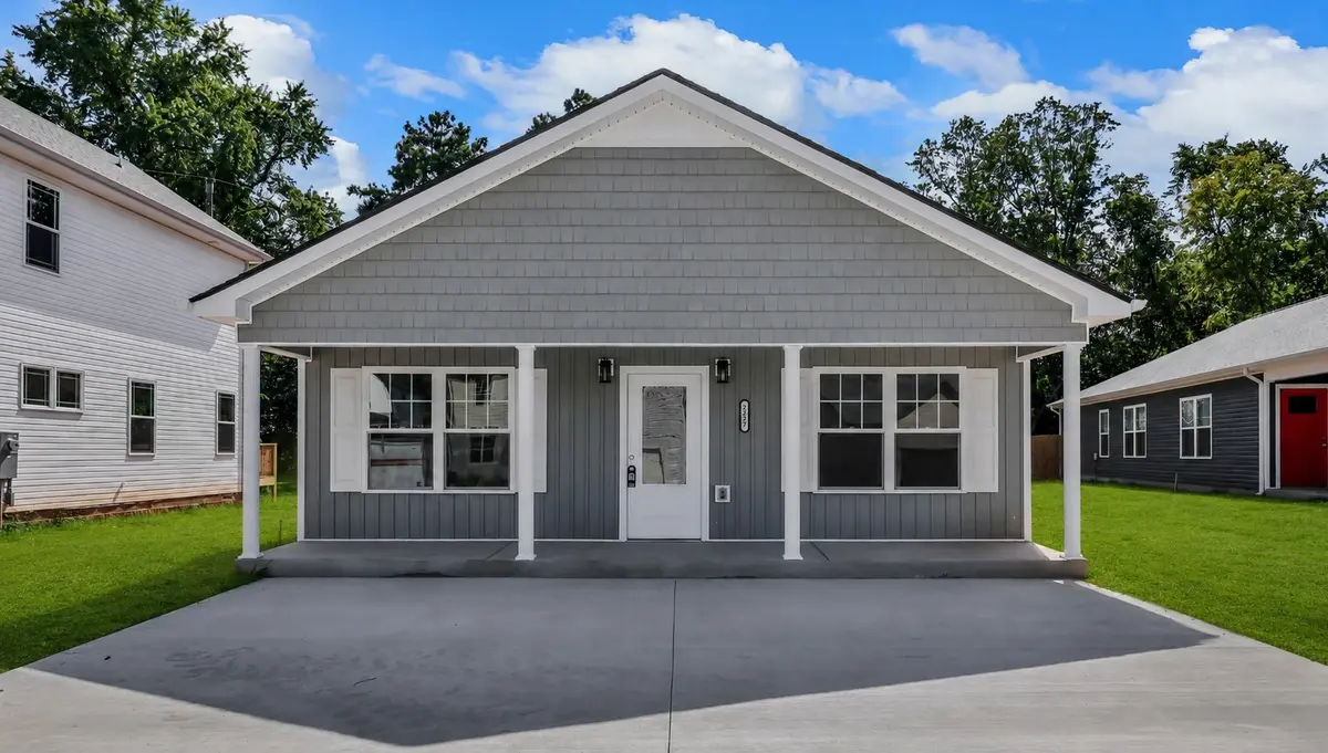 2627 Scott Dr, Clarksville, TN 37042