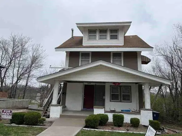 4137 Virginia AVE, Kansas City, MO 64110