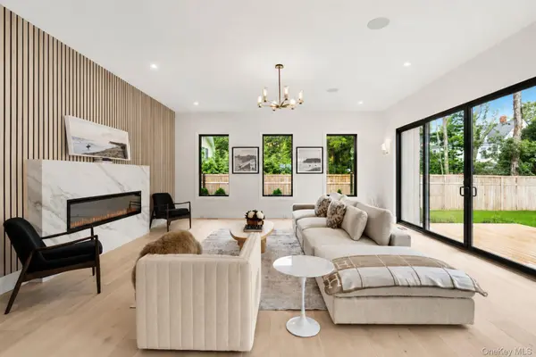54 Rampasture RD, East Hampton, NY 11946