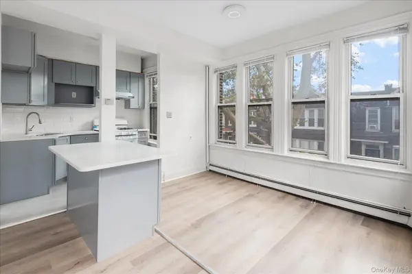 88-49 81st AVE #2F, Glendale, NY 11385