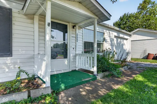 1522 Wilkie CT, Elwood, IN 46036
