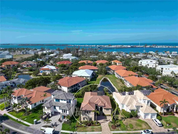 12614 SAFE HARBOUR DR, Cortez, FL 34215