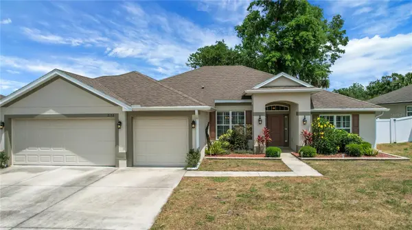 2152 ANGEL FISH LOOP, Leesburg, FL 34748