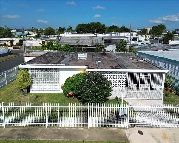 24TH STREET SANTA ROSA BLOQUE 42 #18 BAYAMON, , Bayamon, PR 00959
