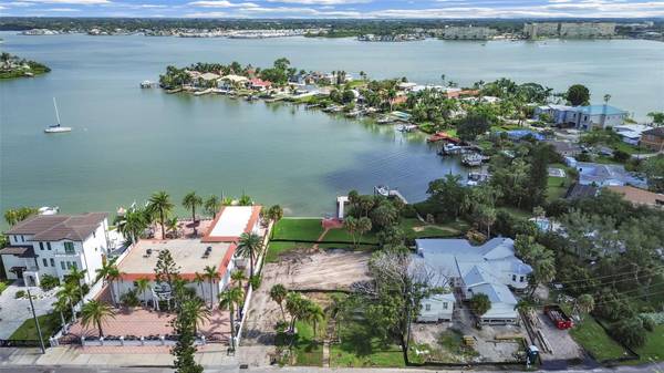 15601 REDINGTON DR, Redington Beach, FL, 33708 photo 14
