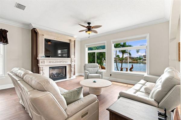 11220 8TH ST E, Treasure Island, FL, 33706 photo 14