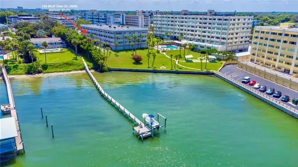 100 BLUFF VIEW DR #208B,  Belleair Bluffs,  FL 33770