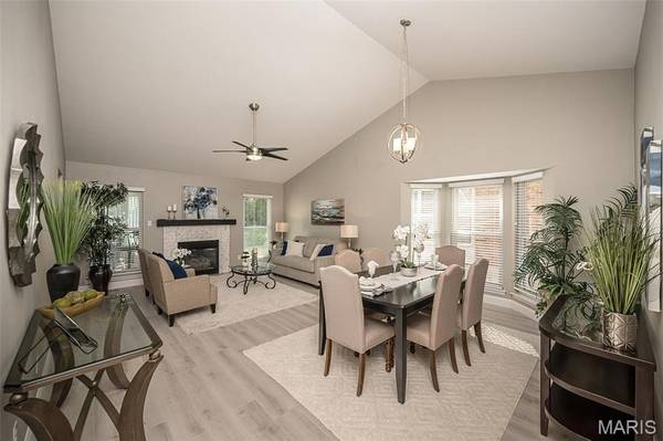842 Braefield CT, Chesterfield, MO 63017