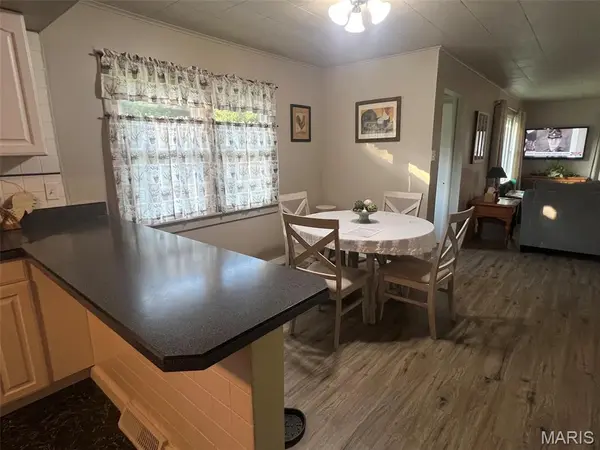 147 Walnut ST, Greenville, MO 63944