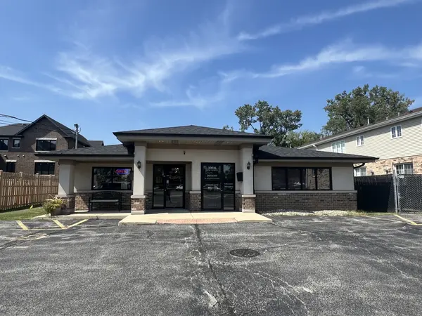 10016 S Roberts RD #1-South, Palos Hills, IL 60465