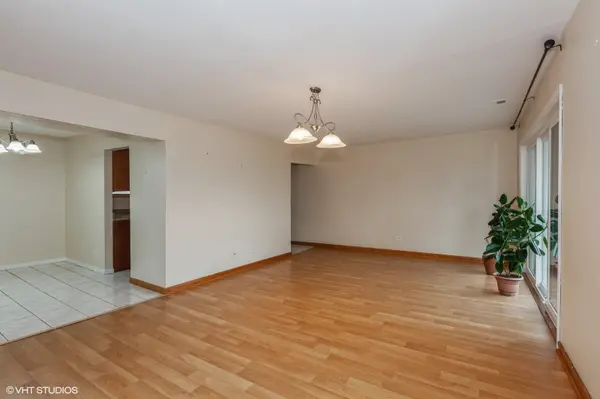 787 Wilson AVE #17, Glen Ellyn, IL 60137