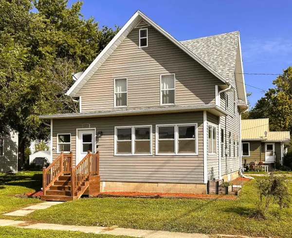 252 SE 9th ST, Mason City, IA 50401