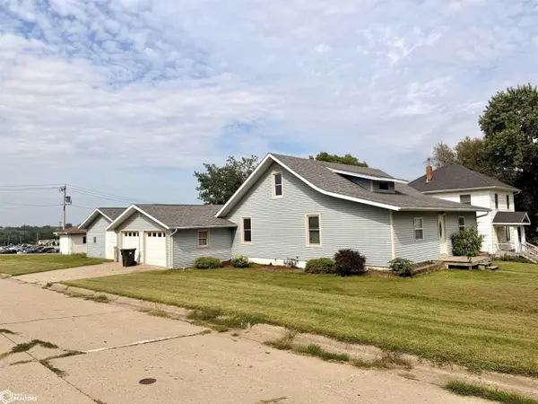 110 Bellevue ST, Brooklyn, IA 52211
