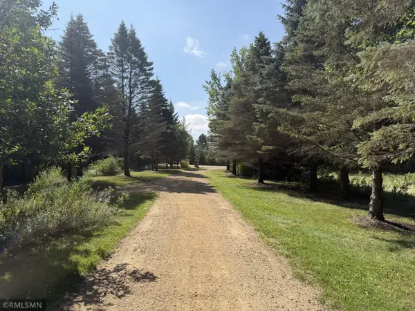 12230 8th ST S, Afton, MN 55001