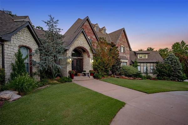 2300 Redbud Canyon DR, Edmond, OK 73034