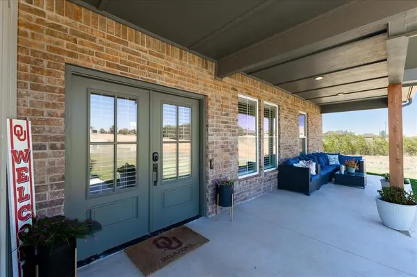 4642 Vista Reach CIR, Edmond, OK 73025