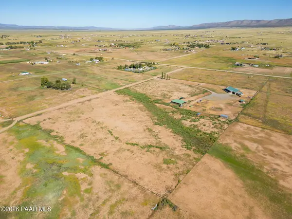 25755 N Matli LN, Paulden, AZ 86334