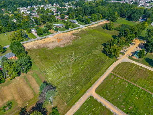 2 Harper Road, Clarksville, TN 37043