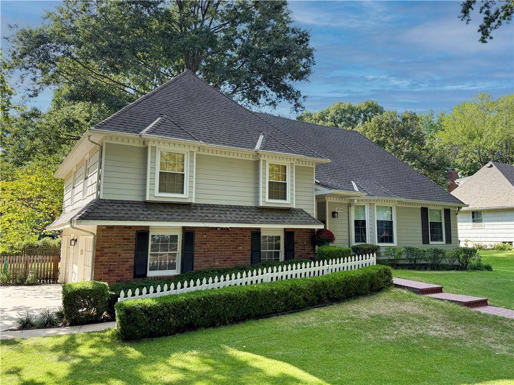 10508 Ensley LN, Leawood, KS 66206