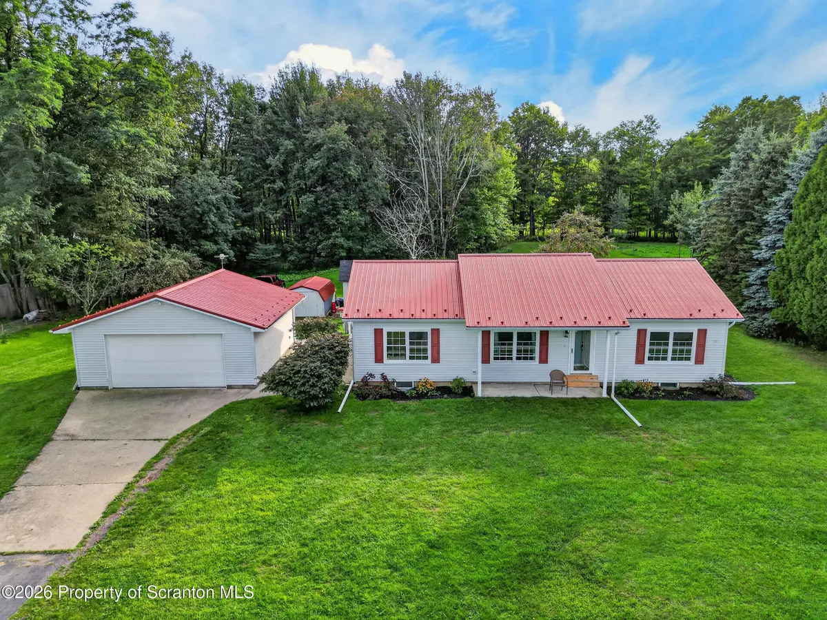 3330 Quicktown RD, Madison Twp, PA 18444