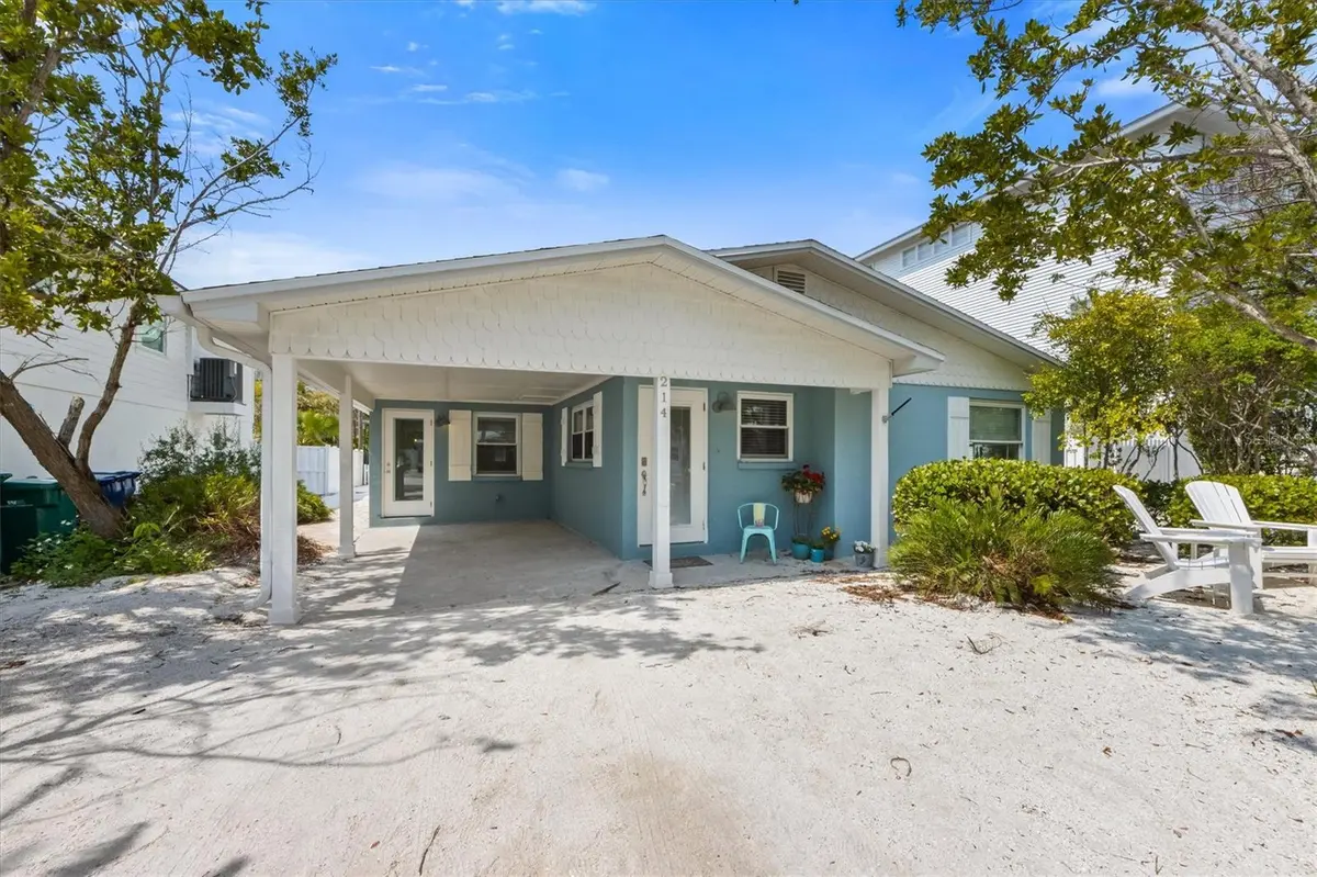 214 PALM AVE, Anna Maria, FL 34216