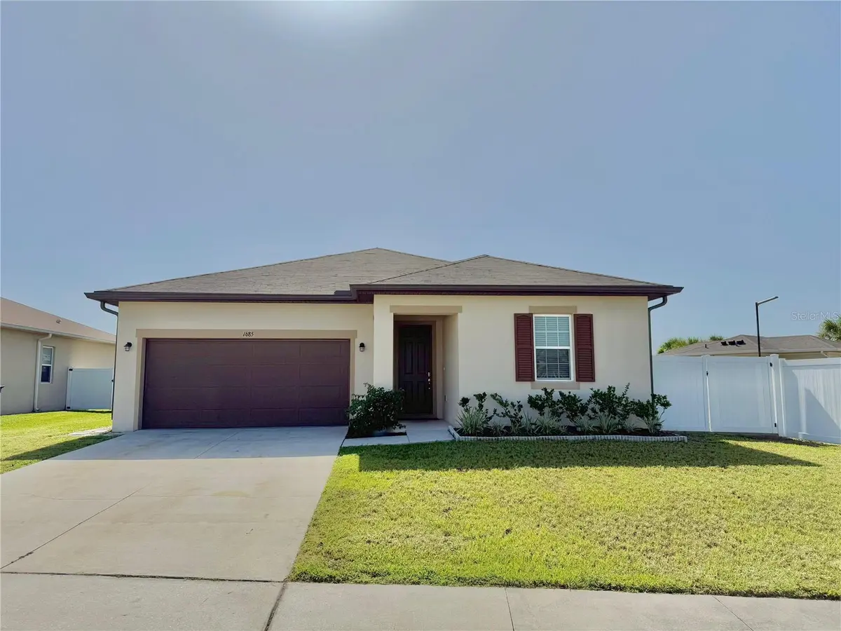 1685 GENTLE BREEZE DR, St Cloud, FL 34771