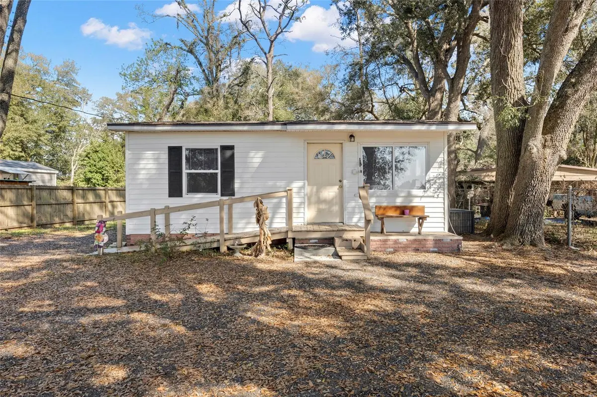 3925 NE 92ND PL, Anthony, FL 32617