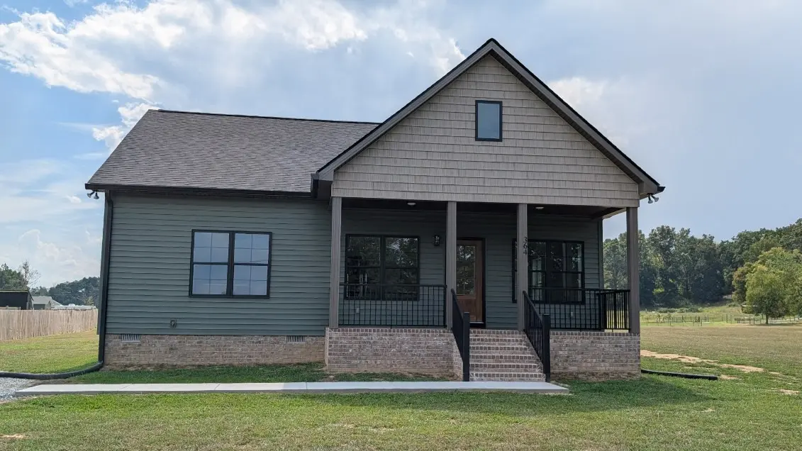 364 Clyde Wix Rd, Westmoreland, TN 37186
